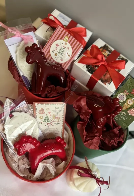 Свеча «Огненная Лошадь» — символ 2026 года