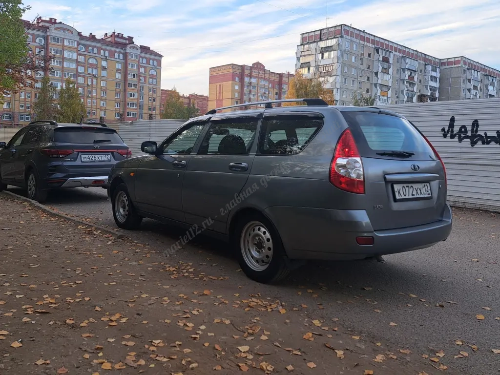LADA Priora 2171 универсал, 2010